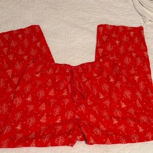 L.L. Bean Red Pajama Bottoms‎ with White Tree Design
